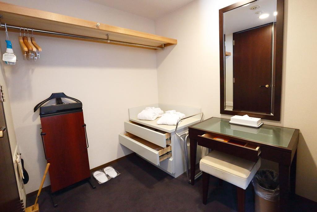 Keisei Hotel Miramare Chiba Exterior foto